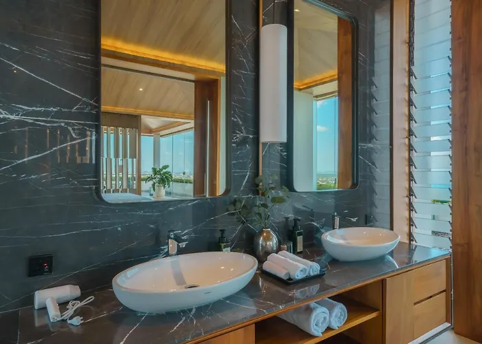Beyond The Sea - Luxe Sea View In *