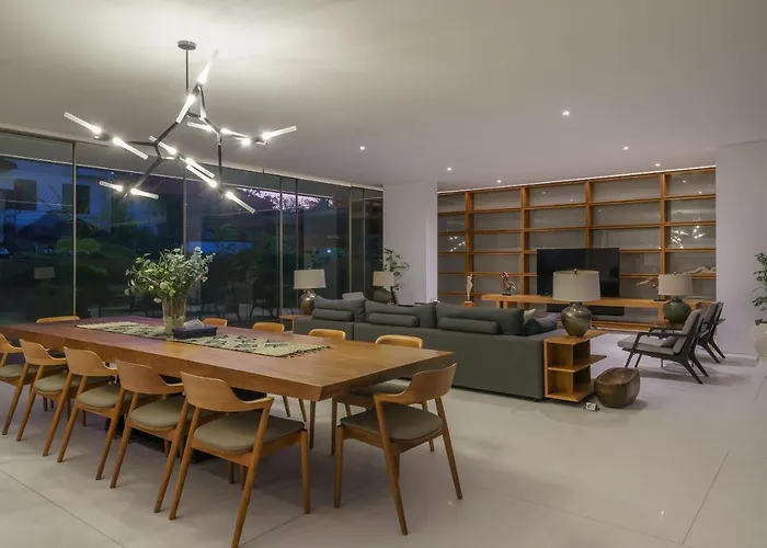 Beyond The Sea - Luxe Sea View In فيلة جيمباران