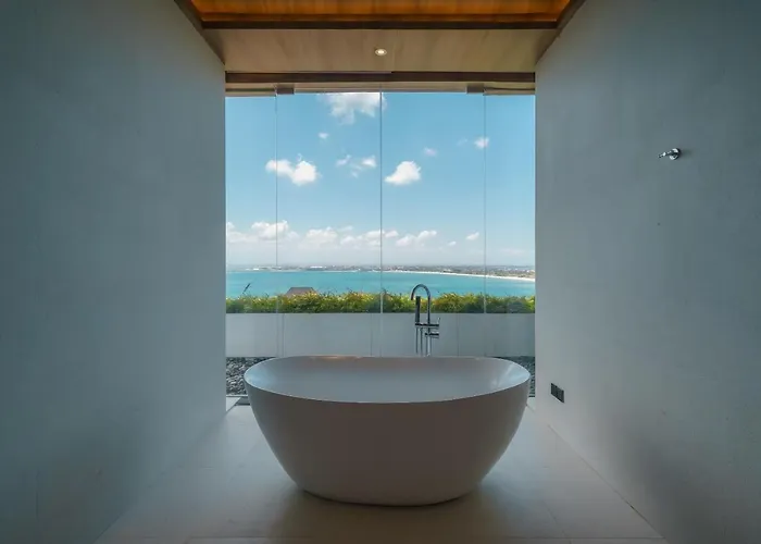 Beyond The Sea - Luxe Sea View In