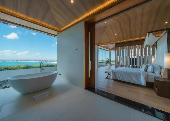 Beyond The Sea - Luxe Sea View In