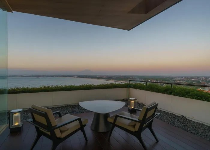 فيلة Beyond The Sea - Luxe Sea View In *