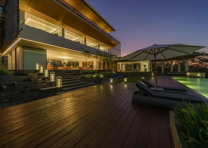 Beyond The Sea - Luxe Sea View In فيلة جيمباران