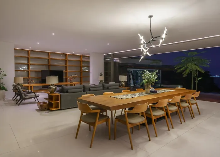 Beyond The Sea - Luxe Sea View In فيلة جيمباران