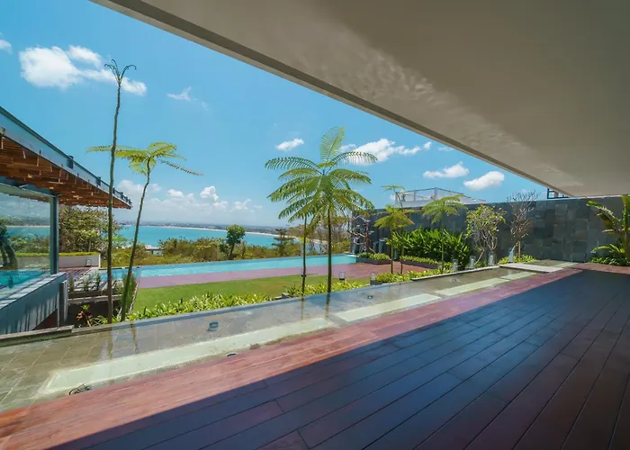Beyond The Sea - Luxe Sea View In